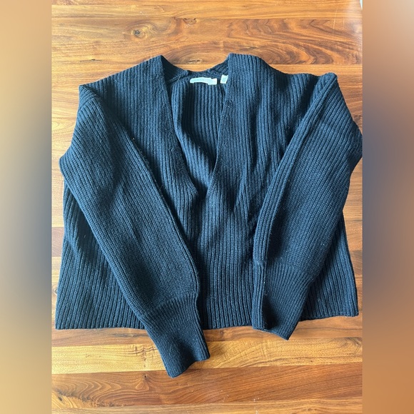 A.L.C. Cropped Sweater - Picture 2 of 4